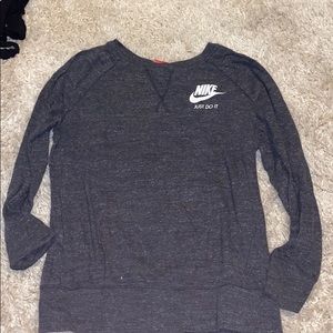 Nike top
